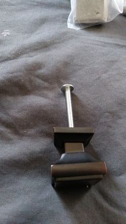Nut handle s.