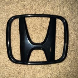 Front grill Honda logo