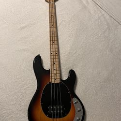 Ernie Ball Musicman Stingray 4 Bass
