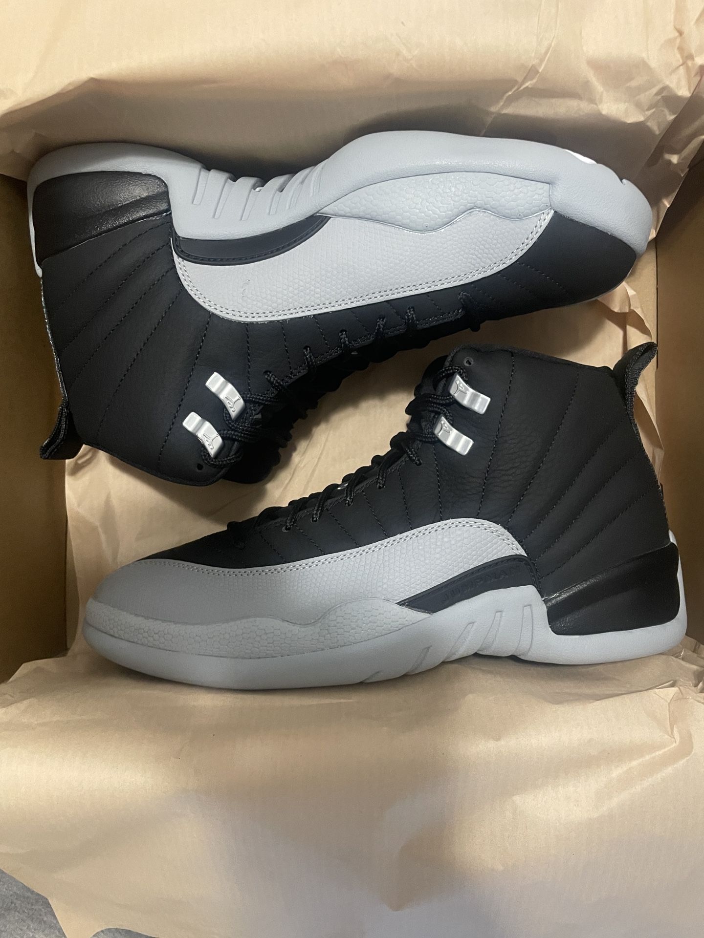 Air Jordan 12 Retro | Size 8.5