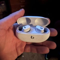 Beats Bluetooth Headphones 
