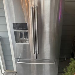 Free Fridge (First Come First Serve)