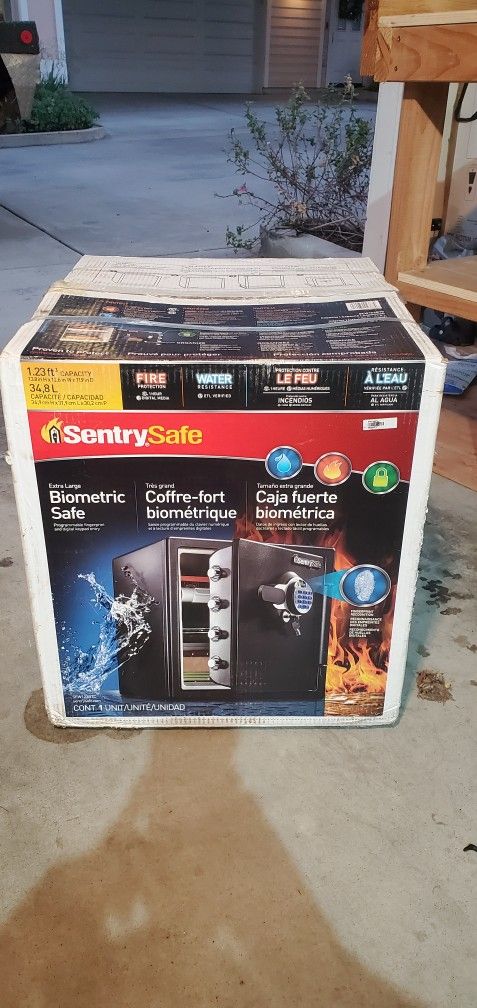 Fingerprint Fire/water Safe Sfw123btc