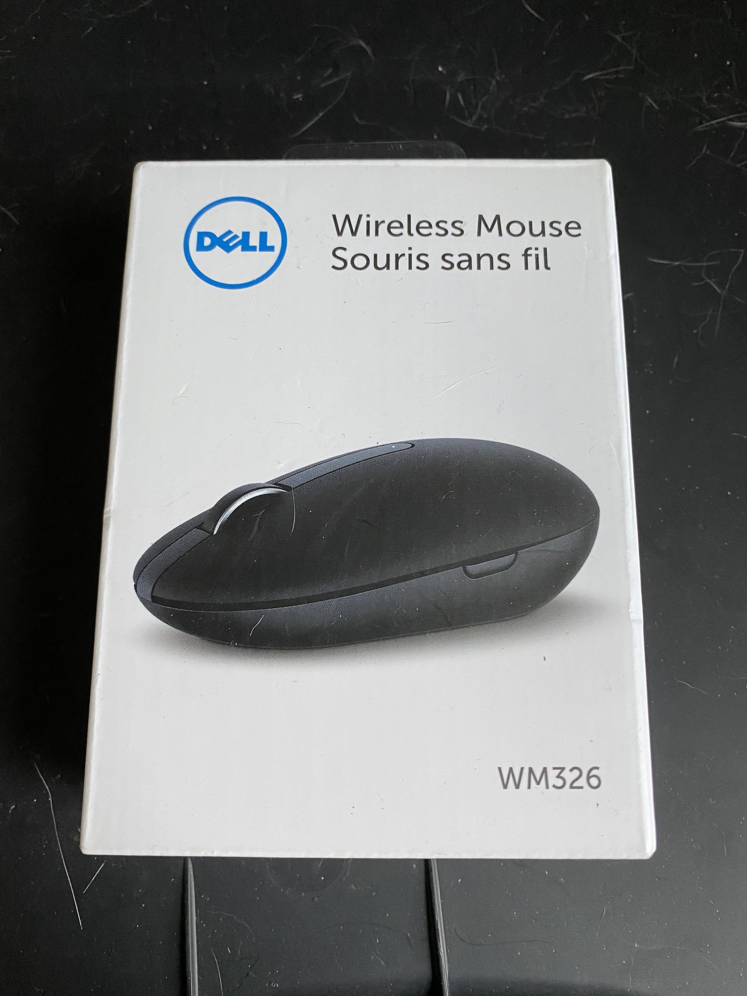 New Dell Black Wireless Mouse WM326 w/ Battery