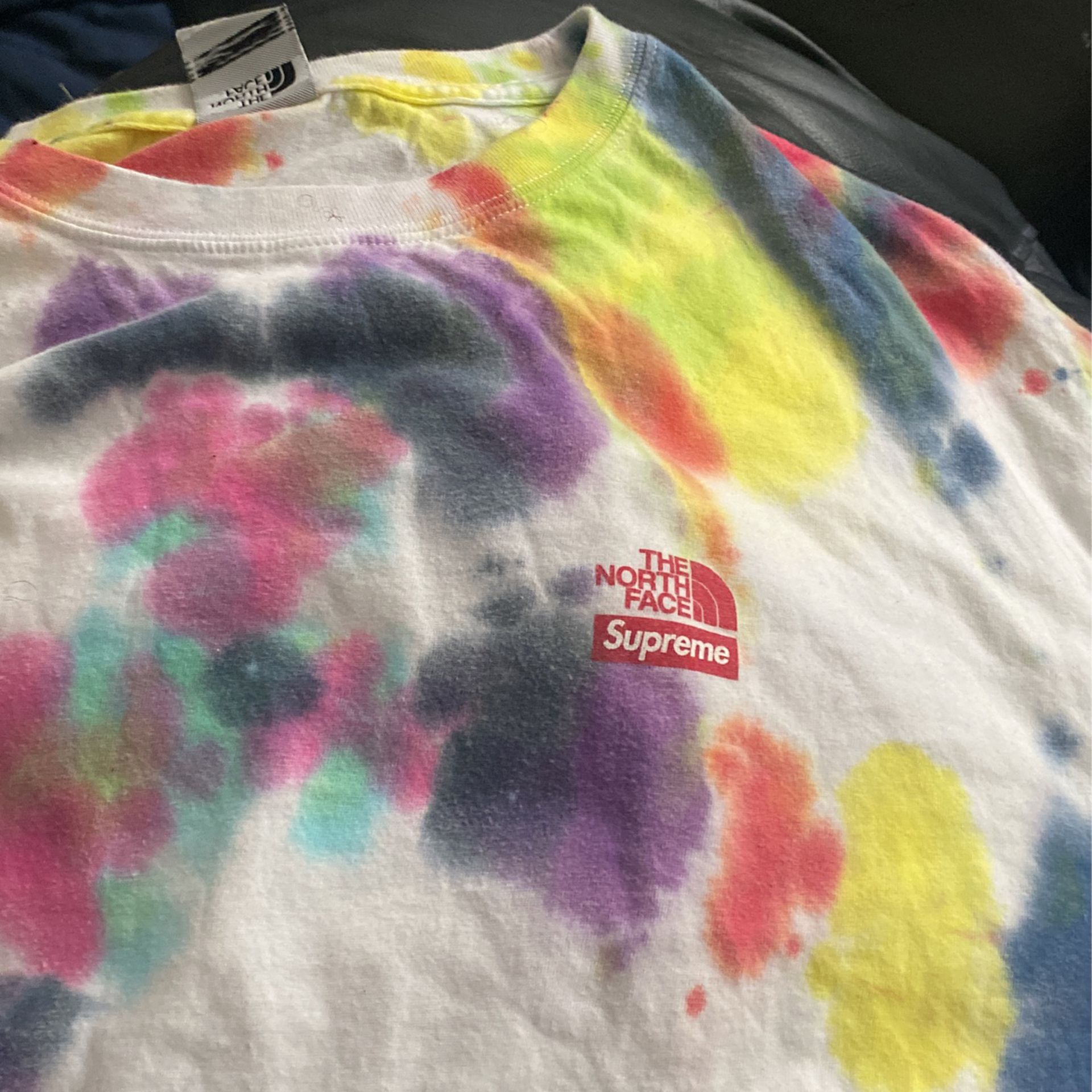 Supreme x North-face tee 