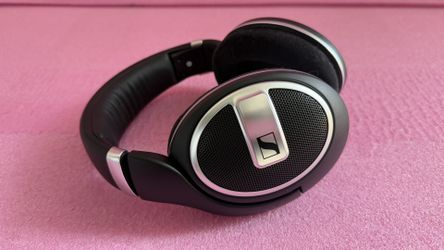SENNHEISER HD- 599 SE Open Back Headphones