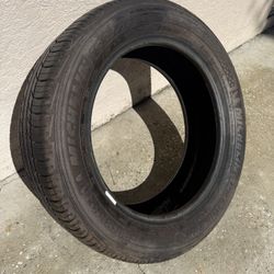 225/55/18 Michelin Tire