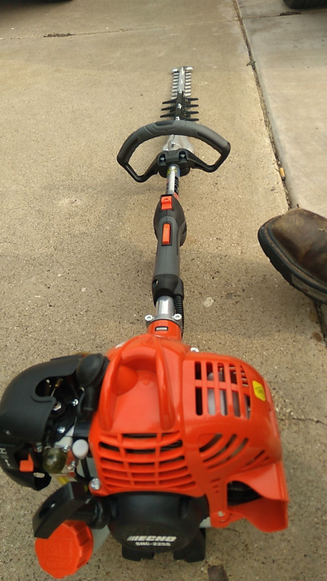 Echo SHC-2255 PROFESSIONAL HEDGE TRIMMERS