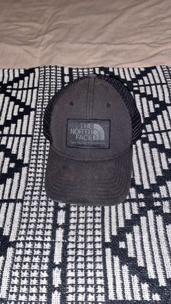 THE NORTH FACE BLACK TRUCKER SNAPBACK HAT MENS
