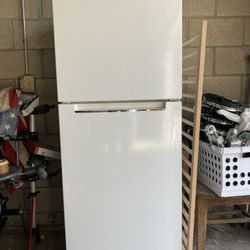 Magic Chef Fridge - Works Great! - $175