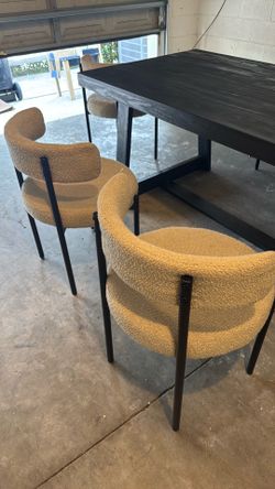 Dining set for six