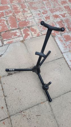 Kima saxophone stand