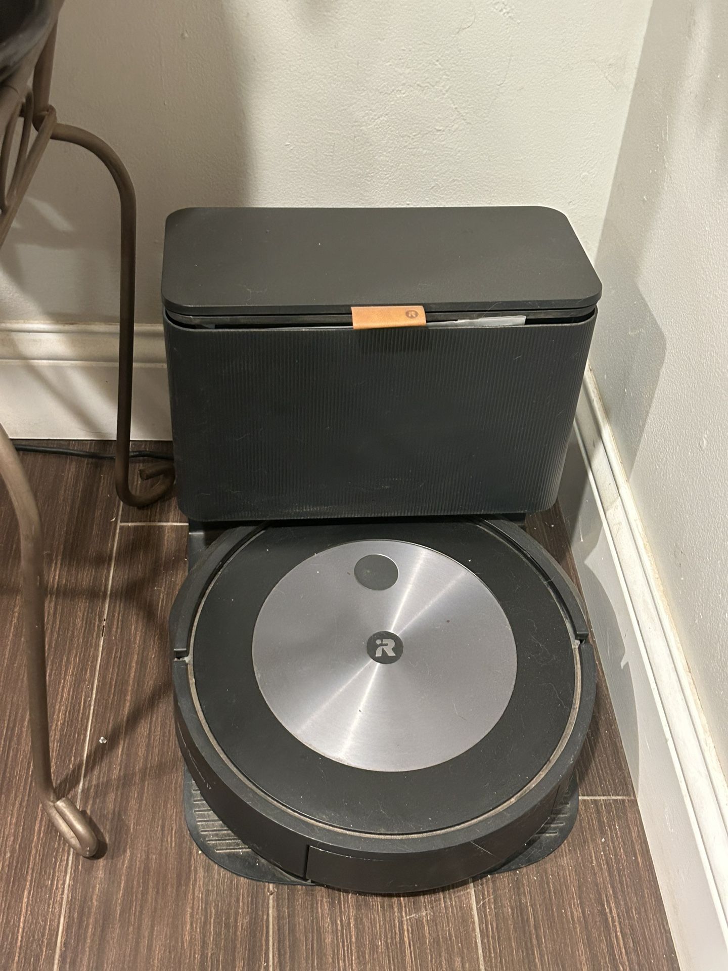 iRobot J7+ OBO! 