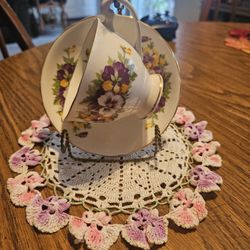 Vintage Tea Cup Bone Windsor China England