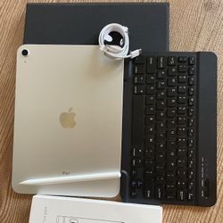 Apple iPad 10th Generation 256GB  With  Keyboard case and Pencil 