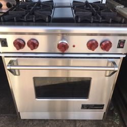 Wolf Gourmet Professional Stove 30” Natural Gas  4 Burners  110 Volts 