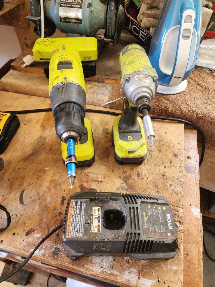 Ryobi 20v X 2 Power Drill