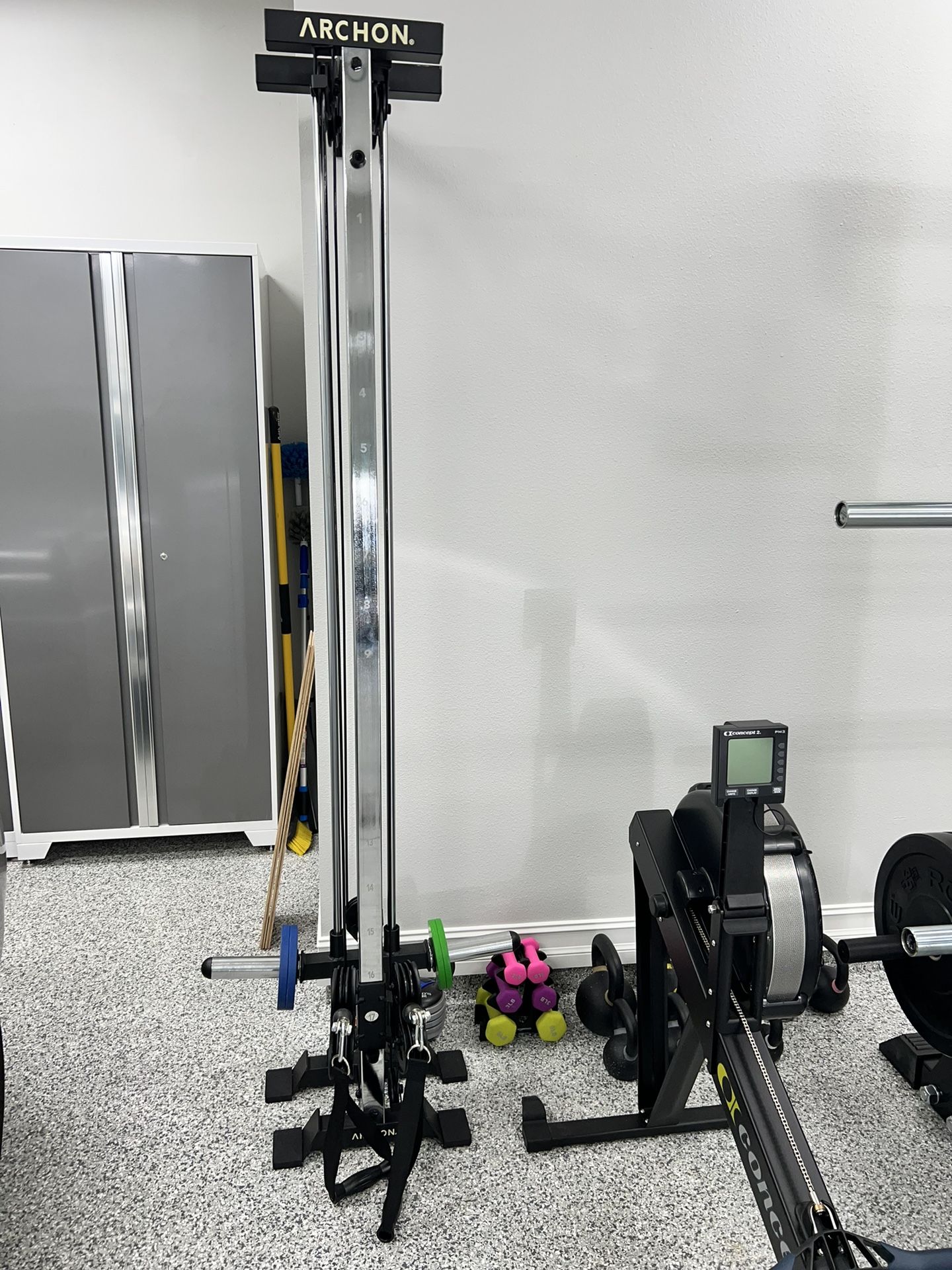 Archon Wall Mount Dual Cable Station