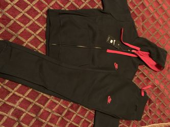 Nike jogging suit sz medium