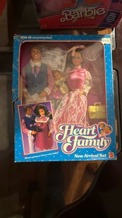 Vintage 1985 The Heart Family New Arrival Set Doll Set