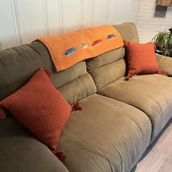 Macys Electric Reclining Couch