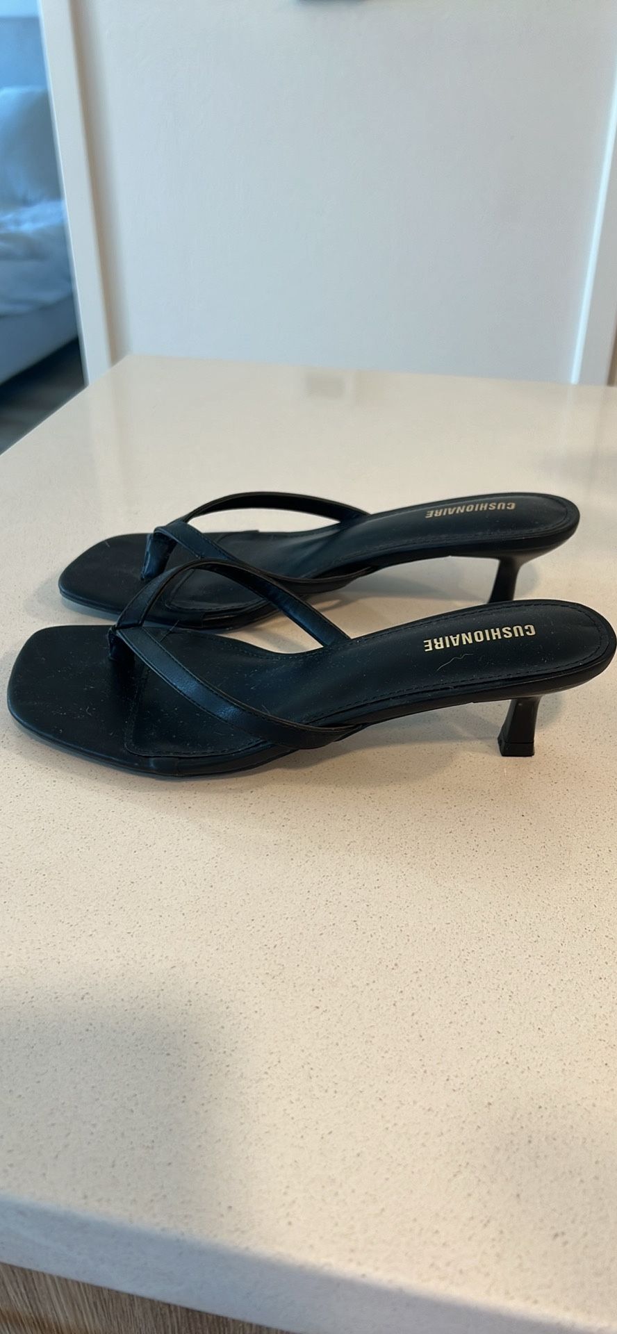 Never Worn Size 7.5 Kitten Heels