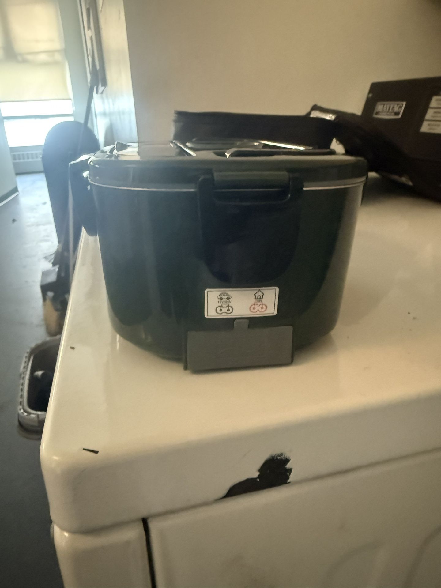 TRAVELISIMO Heatable Lunchbox (80 W Stainless Steel, 1.5 L)