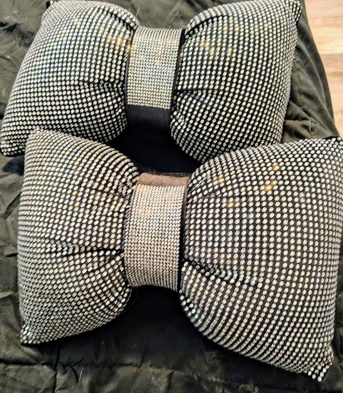 2 Bling Rhinestones Bowknot Car Headrest Pillow