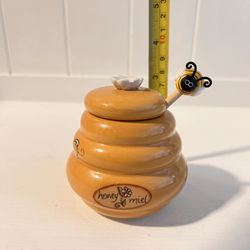 2 Honey Pots $12 Each Or $20 For Both