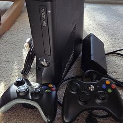 Xbox 360 Slim