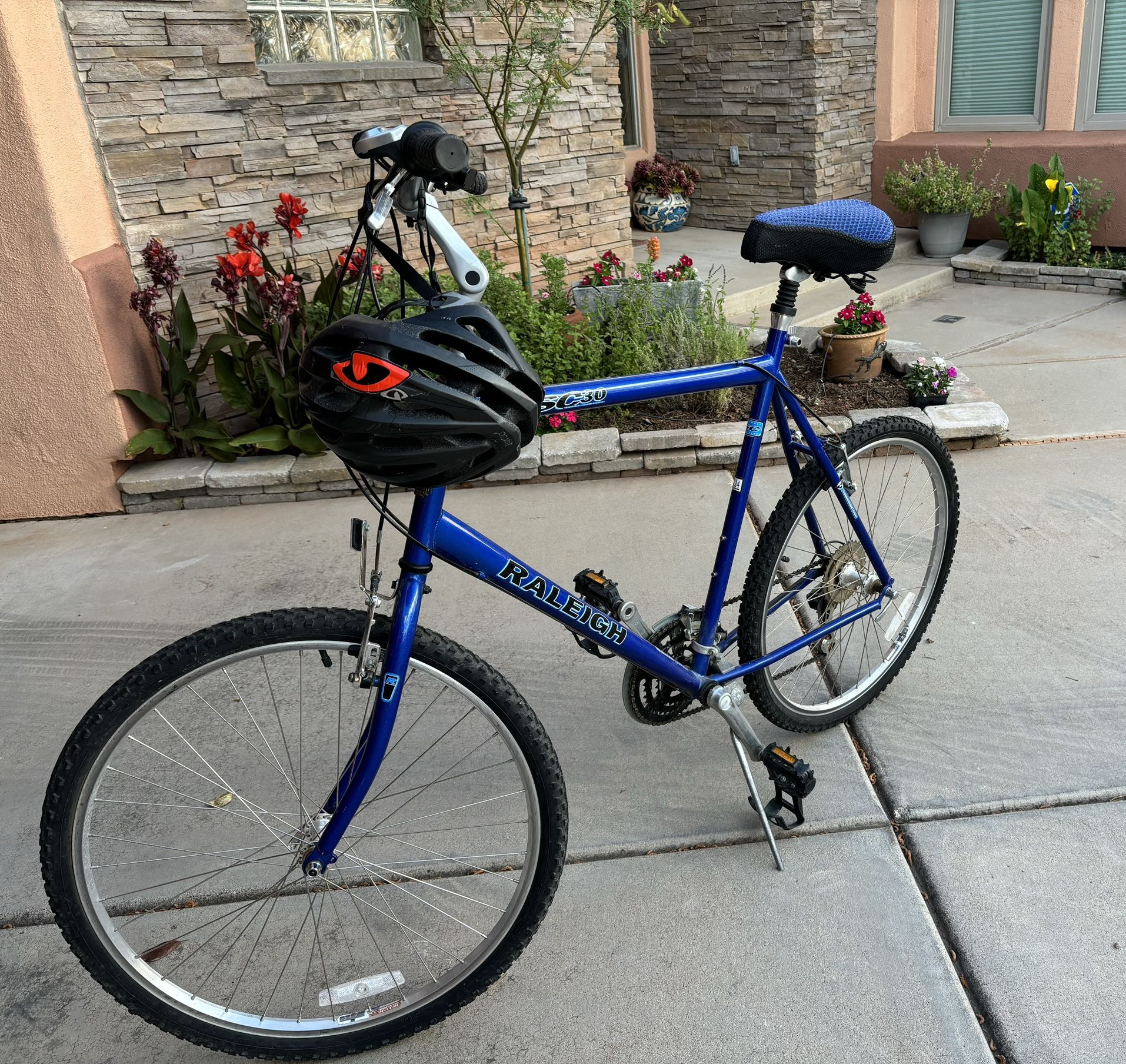 Raleigh SC30 Mountain Bike Speed 24”