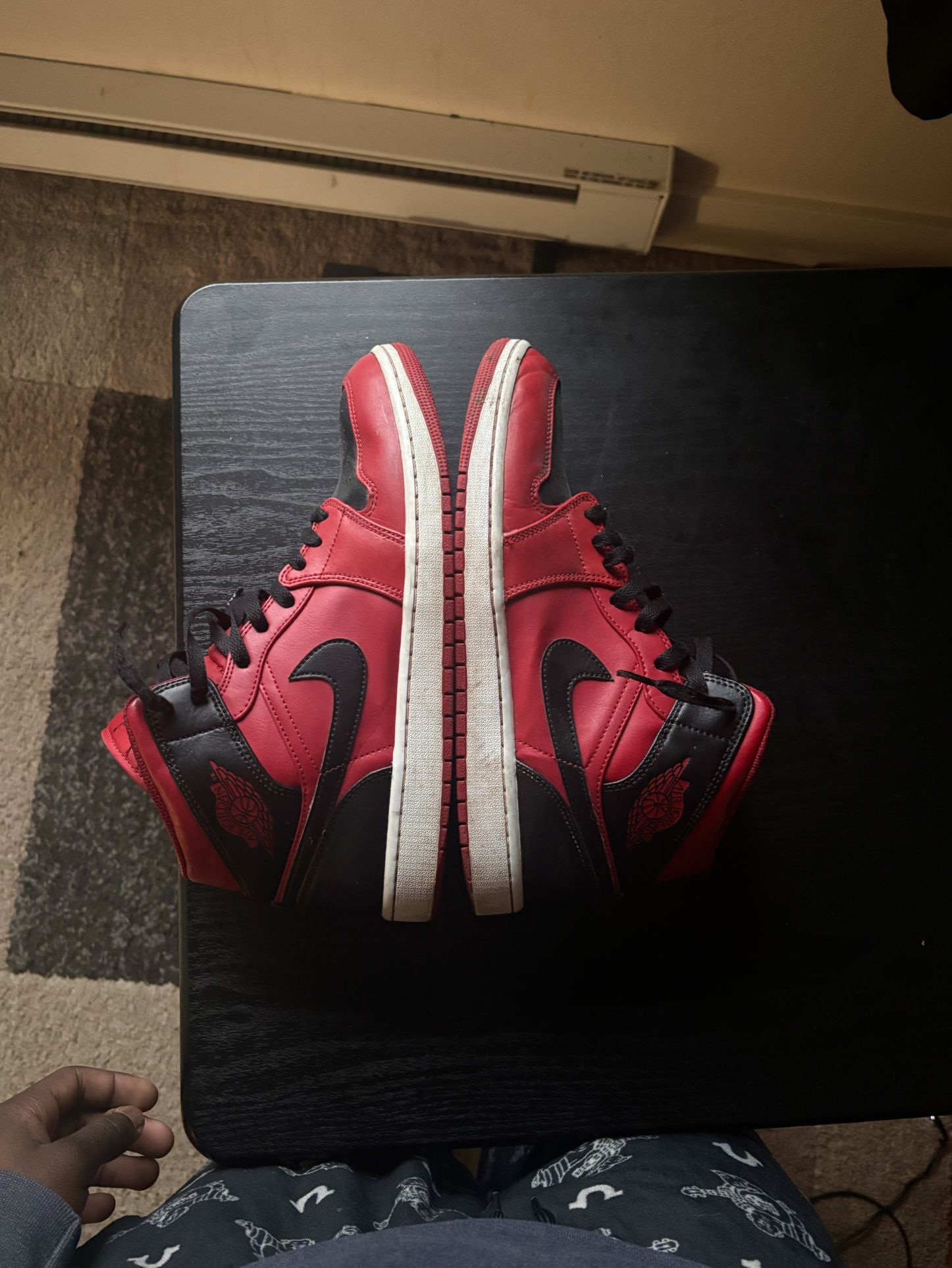 Jordan 1 Mid Reverse Bred (Desc)