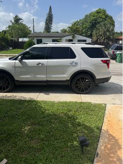 2013 Ford Explorer