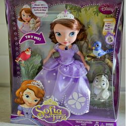 Sofia the First Talking Sofia Doll and Animal Friends Play Set

