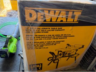 DeWALT 10" ( 25.4 cm) JOBSITE TABLE SAW 1/2" (82.5 cm) RIP CAPACITY LLING STAND
