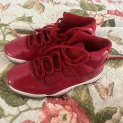 Jordan 11 Retro Red