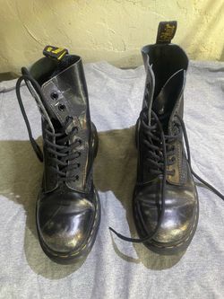Dr. Martens 4 Black Leather Lace-Up Combat Ankle Boots Round Toe Rubber Sole