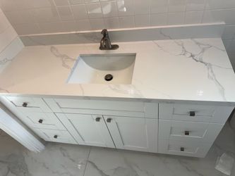 60” Single sink quartz top Vanity