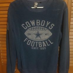 Dallas Cowboys Size Small Blue Men's Sweater