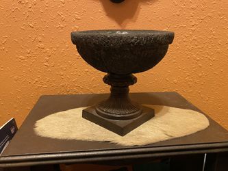 Volcánic Stone Vase