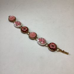   Vintage Painted Porcelain Molded Flower Link Bracelet With Gift Box