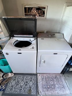 Maytag Washer and Dryer Set