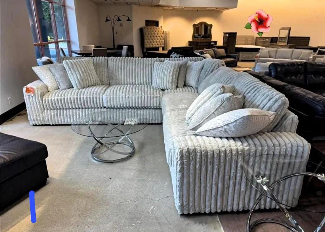 Stupendous Alloy 3 Piece Sectional Couch