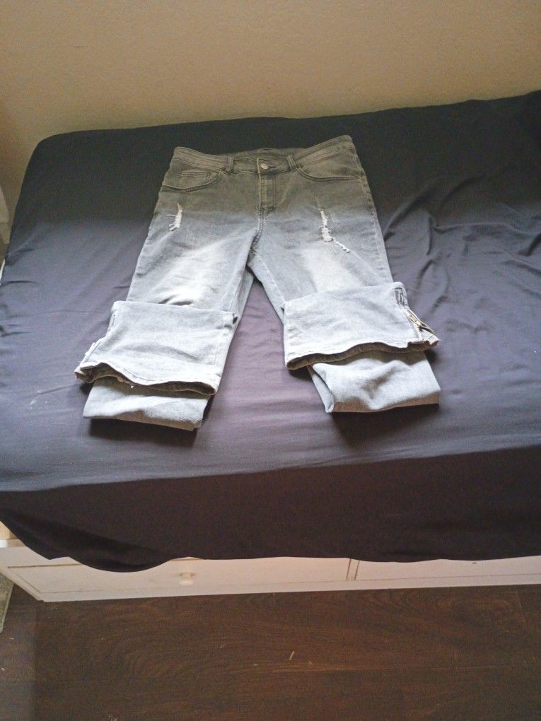 Stacked Grey Jeans With Zipper