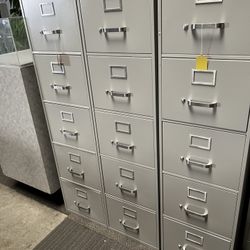Vertical Filing Cabinet 