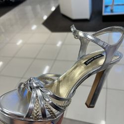 Silver Heels 