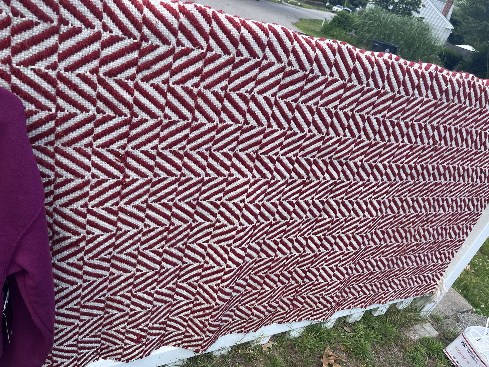 Rug RED & WHITE