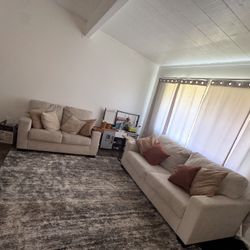 Aviermore Loveseat And Sofa 