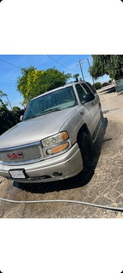 04 GMC Denali