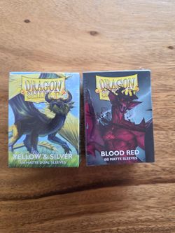 Dragon Shield Blood Red or Yellow and Silver Matte Sleeves (100ct)